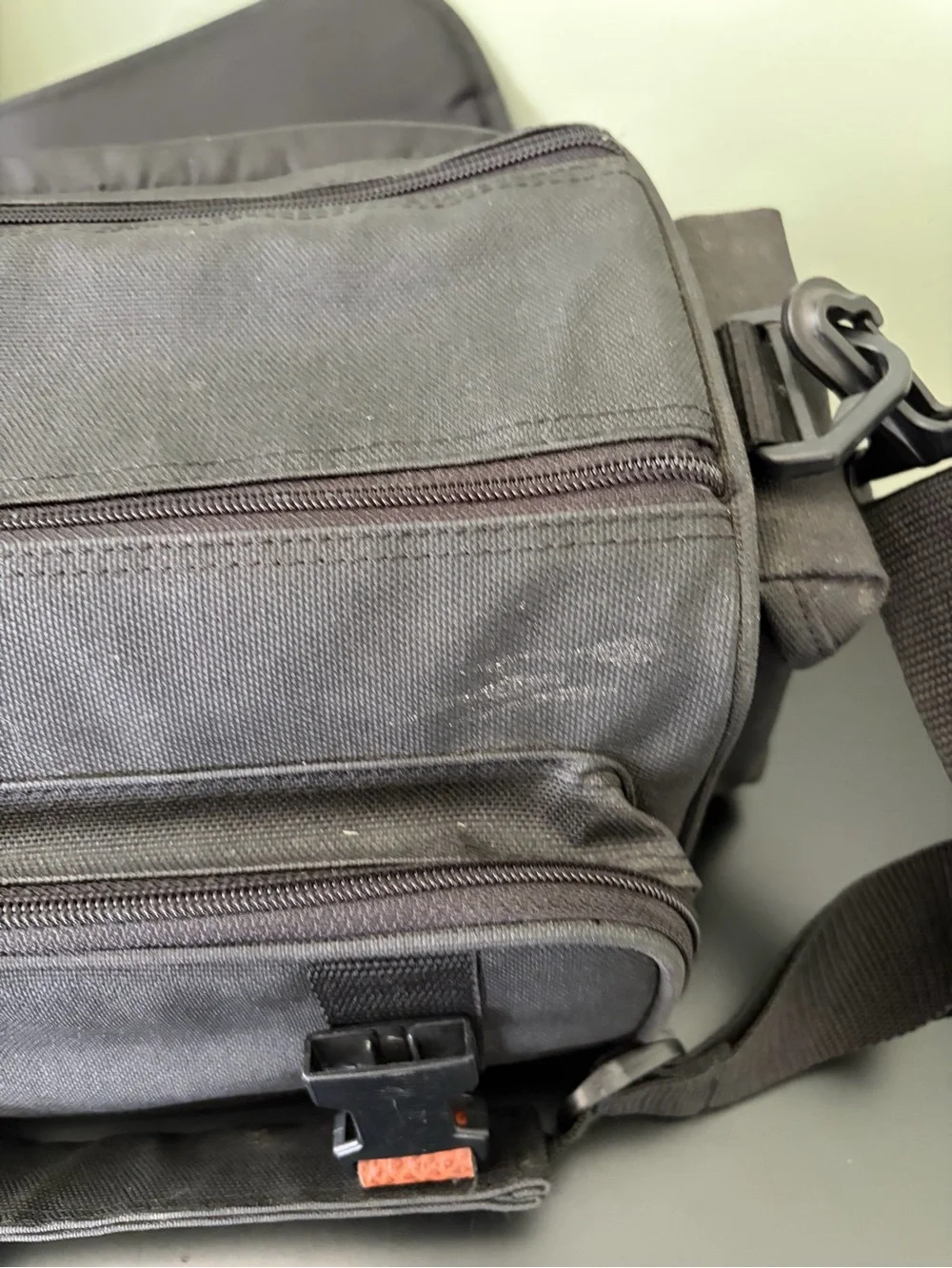 Vintage Canon Camera Organizer Black Bag Pockets Shoulder Strap